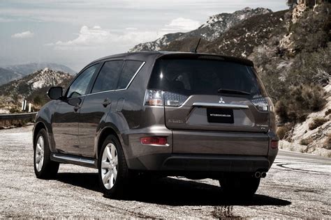 Mitsubishi Outlander GT 3.0-liter V6 engine|Mitsubishi