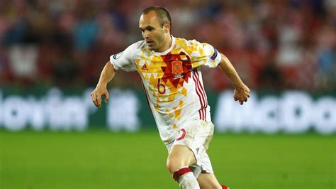 Iniesta could continue Spain career beyond World Cup | FourFourTwo