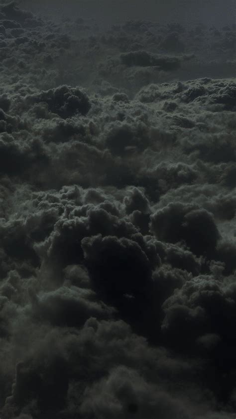 Dark Clouds Wallpaper Desktop - Parketis