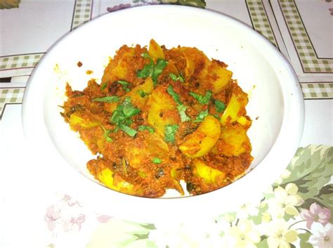 Punjabi Ganth Gobhi Sabzi (Kohlrabi Vegetable) Recipe - Delishably