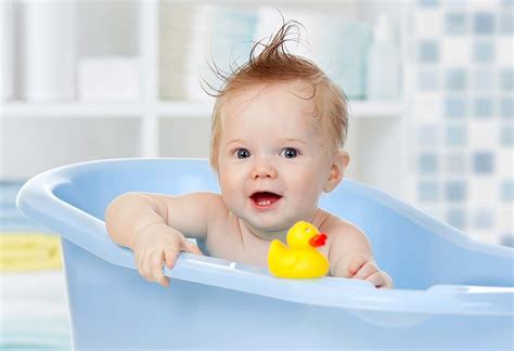 Baby's Bath Temperature: Ideal Water Temperature to Bath Your Baby