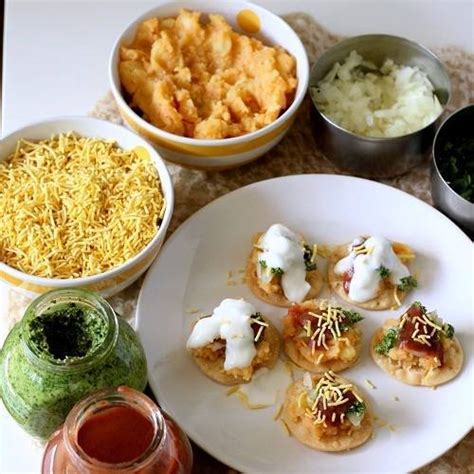 Sev Puri Chaat, How to make Sev Puri Chaat at Home - WeRecipes