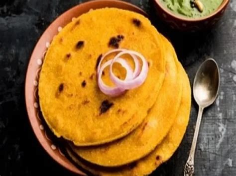 Makki Ki Roti Recipe, Punjabi Makki Ki Roti - Indian Healthy Recipes ...