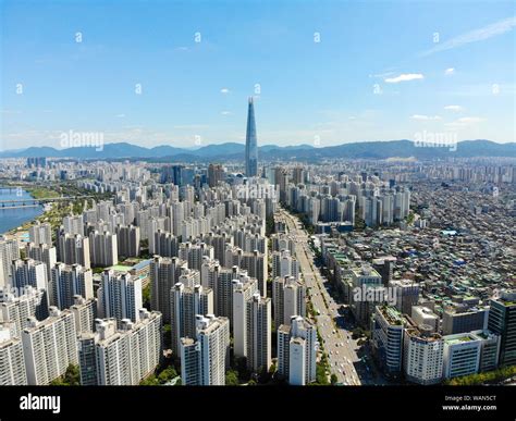 Aerial view of Seoul city skyline with Lotte tower at Jamsil on the ...