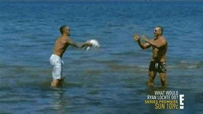 fail :: catch :: dog :: beach :: men :: gif (gif animation, animated ...