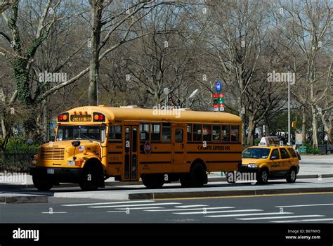 School bus in New York City Stock Photo - Alamy