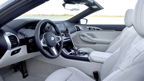 BMW 8 Series Convertible Interior Layout & Technology | Top Gear