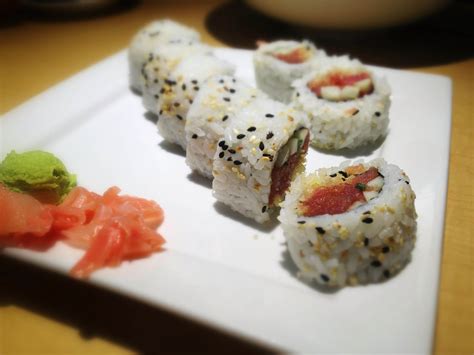 Crispy Spicy Tuna Roll – Sakana House Barrie ON