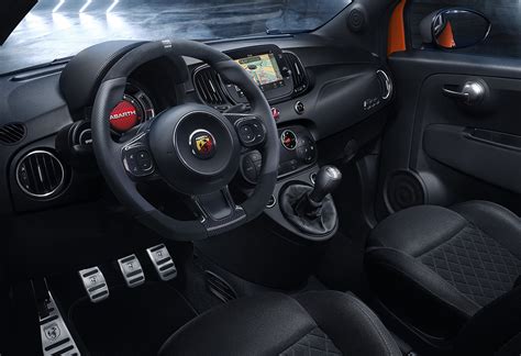 New Abarth 595 and Abarth 695 - Performance is a matter of choices.