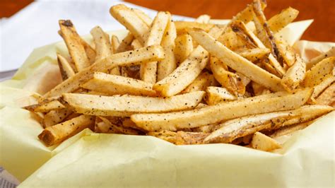 Use These Tips to Microwave French Fries | Foodlve