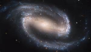 File:Hubble2005-01-barred-spiral-galaxy-NGC1300.jpg - Wikipedia