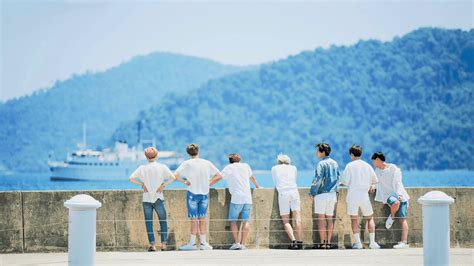 Get Aesthetic Bts Laptop Wallpaper 2020 Background