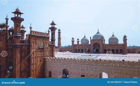 Aerial View To the Badshahi Mughal-era Congregational Mosque in Lahore ...