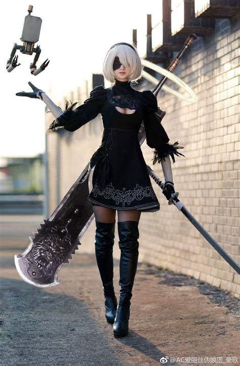 One of the Best 2B Cosplays Was Done by a Guy - The Fanboy SEO Cosplay ...