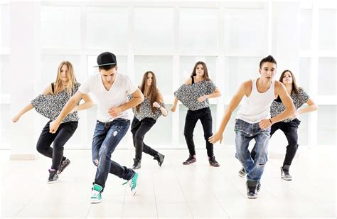 Best Hip Hop Dance Songs - Melodyful