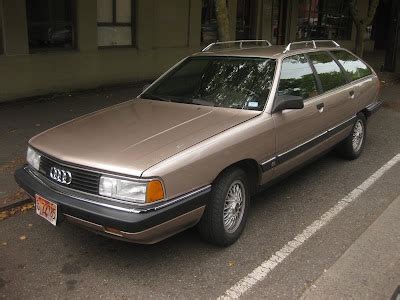 OLD PARKED CARS.: 1989 Audi 200 Quattro Wagon.