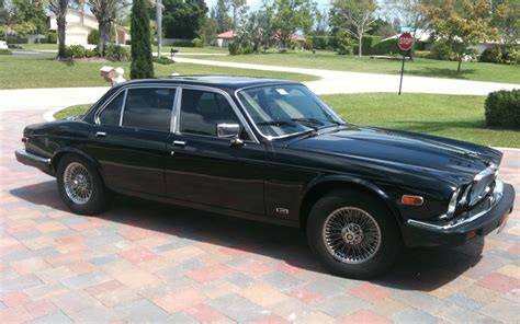 1986 Jaguar XJ6 - Information and photos - MOMENTcar