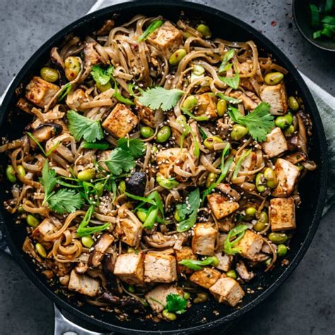 Vegan Rice Noodles with Crispy Tofu and Mushrooms - Crowded Kitchen