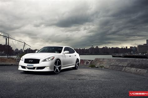 Luxury Visual Tweaks on Infiniti M37 Put on Vossen Rims — CARiD.com Gallery