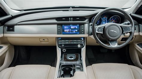 Jaguar XF Photo, Dashboard Image - CarWale