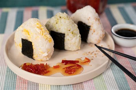 Onigiri Tarifi, Nasıl Yapılır? (Resimli) -Yemek.com - Yemek.com