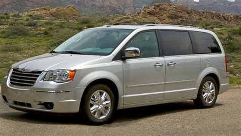 New plan detailed to fix recalled Chrysler minivans