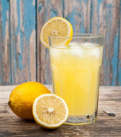 10 Best Benefits and Uses Of Lemon Juice For Skin, Hair and Health