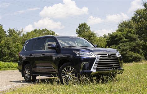 2018 Lexus LX 570 Pricing, MPG, Comparisons, Specs - iSeeCars.com