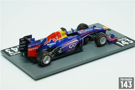 2013 Red Bull RB9 Vettel (F1AC) – formula143