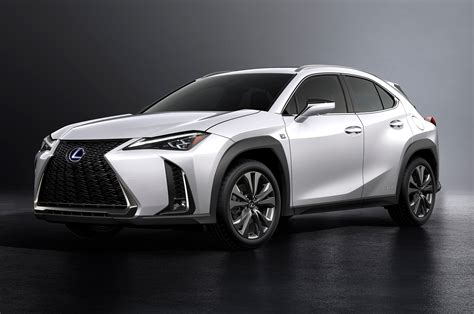 2019 Lexus UX Brings the Spindle to the Subcompact Crossover World ...