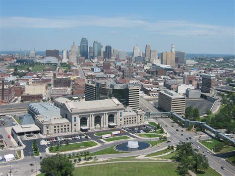 File:Jrb kansas city union station downtown 001.JPG