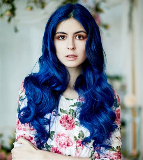 21 Amazing Blue Black Hair Color Looks