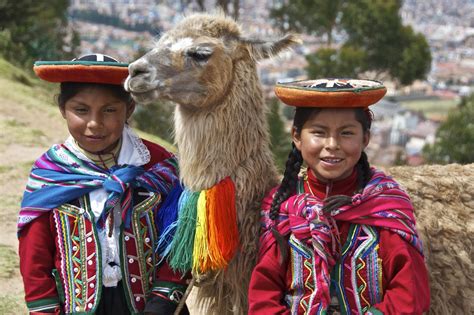 Introduction to Quechua: Language and Culture of the Andes | David ...