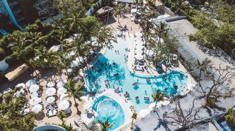 Discover the Best Seminyak Beach Clubs: A Guide to the Ultimate Beach ...