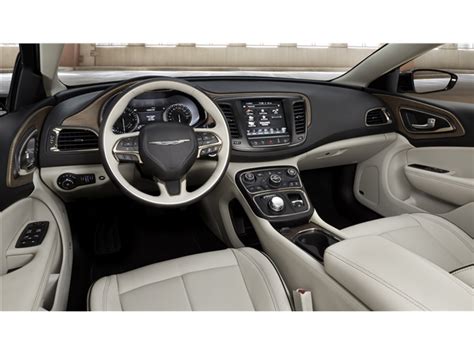 2015 Chrysler 200: 76 Interior Photos | U.S. News