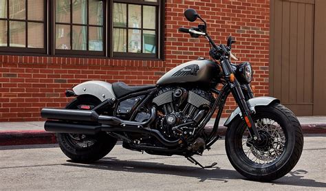 2023 Indian Chief Bobber Dark Horse [Specs, Features, Photos]