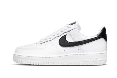 Nike Women's Air Force 1 Low 'White/Black' | Shelflife