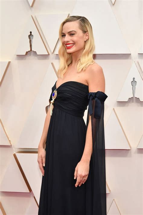 Margot Robbie – Oscars 2020 Red Carpet • CelebMafia