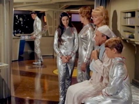 Lost in Space Season 3 Episode 1 "The Condemned of Space" | Lost in ...