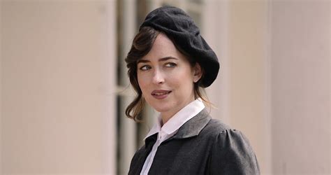 ‘Persuasion’ Movie Trailer: Dakota Johnson Stars in Austen Adaptation ...