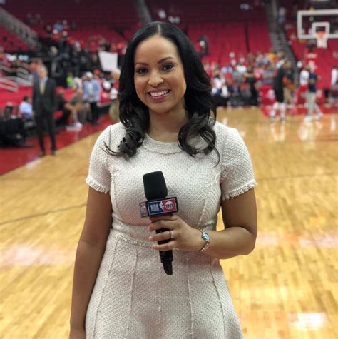 Top 16 Beautiful NBA Female Reporters - Hood MWR