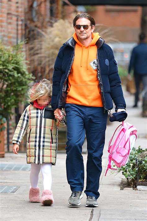 Bradley Cooper Goes On Birthday Walk With His Daughter Lea – Hollywood Life