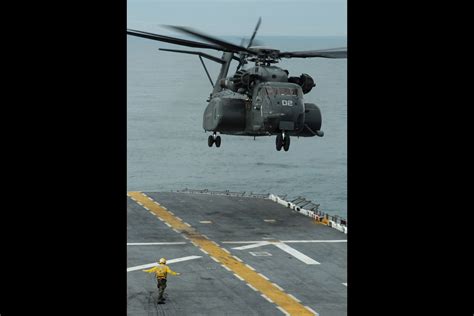 MH-53E Sea Dragon | Military.com