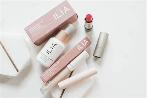 UNSPONSORED ILIA FULLEST VOLUMIZING MASCARA REVIEW | PROS & CONS ...