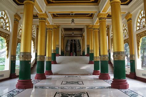 Shwedagon Pagoda Photos - Shwedagon Pagoda