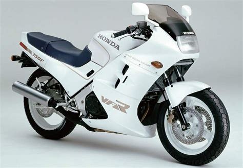 Honda VFR 750 (1986) - MotorcycleSpecifications.com