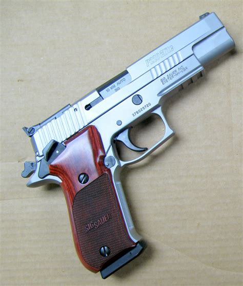 Sig Sauer P220 Elite Dark