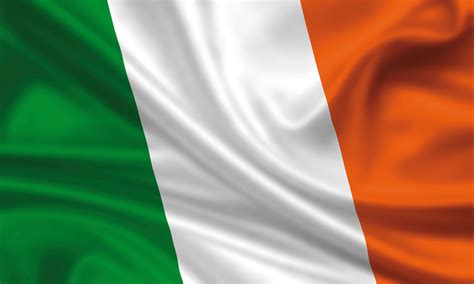 The History of the Irish Flag - Bratach na hÉireann - Elmers Flag and ...