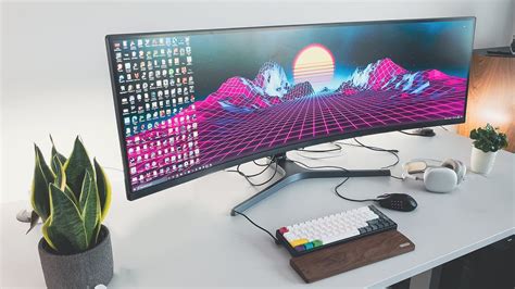 My HOME Graphic Design Office Setup 🖥 - YouTube