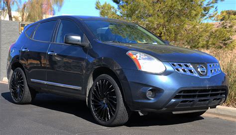 Nissan Rogue Wheels | Custom Rim and Tire Packages